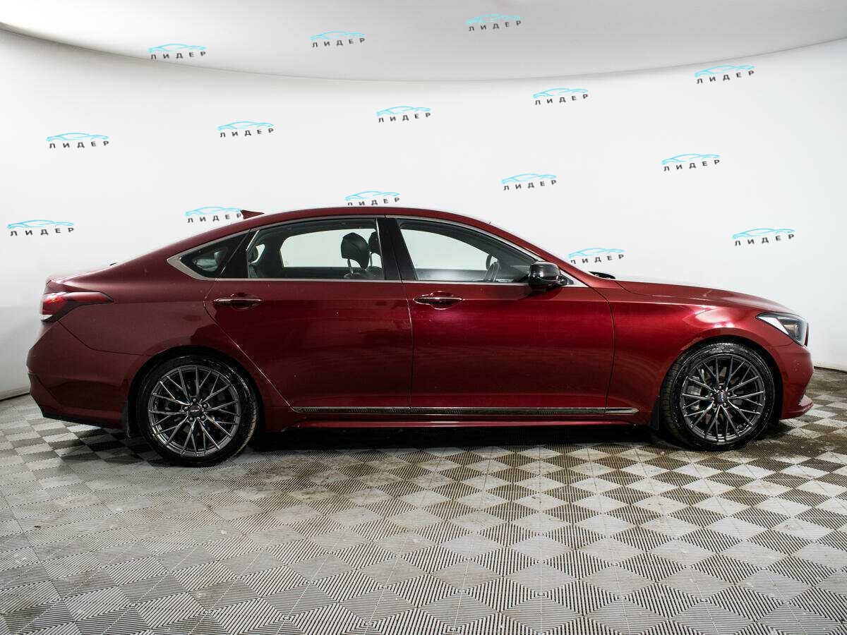 Б/У Генезис Г80 2017 года. Фото: #1