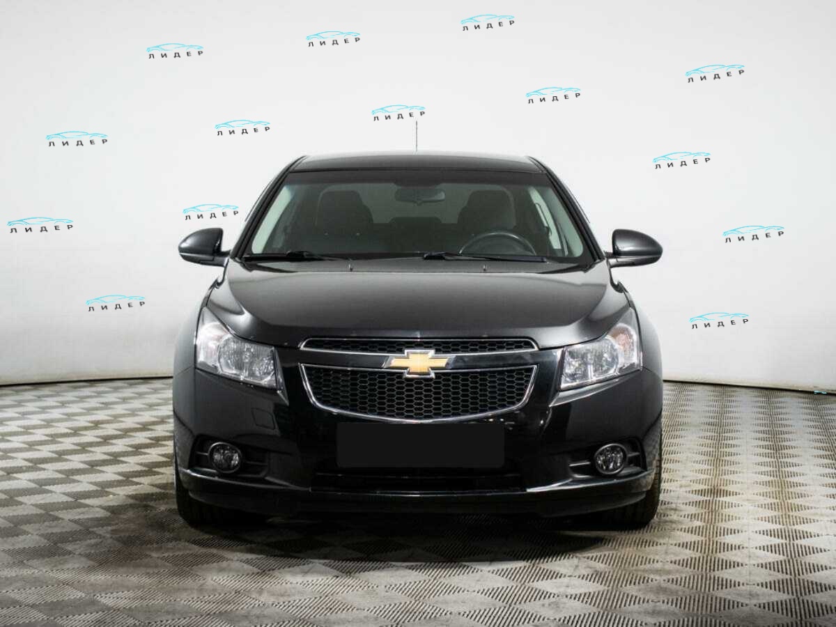 Б/У Шевроле Круз 2011 года. Фото: #1