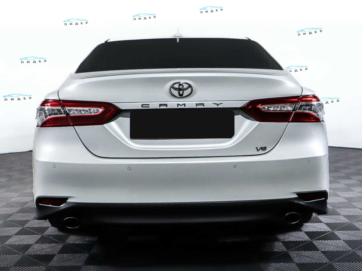 Б/У Тойота Камри 2022 года. Фото: #5