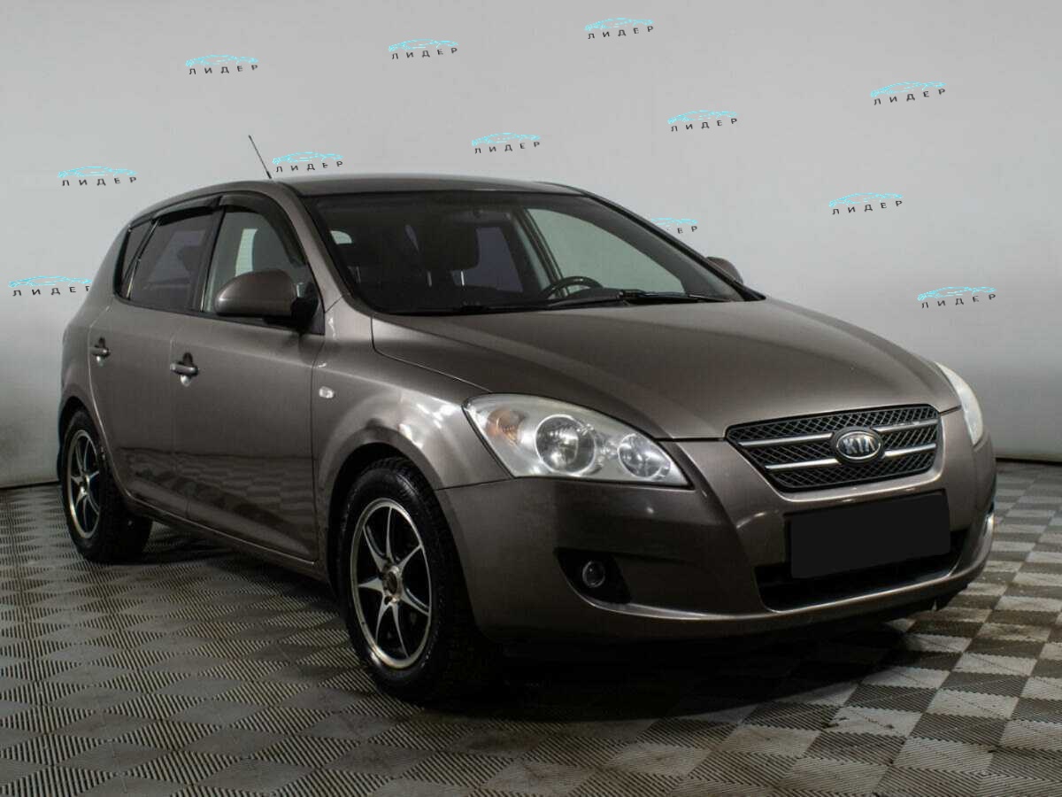 Б/У Киа Сид 2008 года. Фото: #2