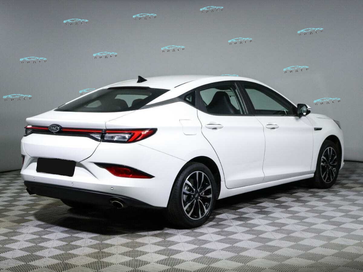 Б/У Джак Джи7 2023 года. Фото: #4