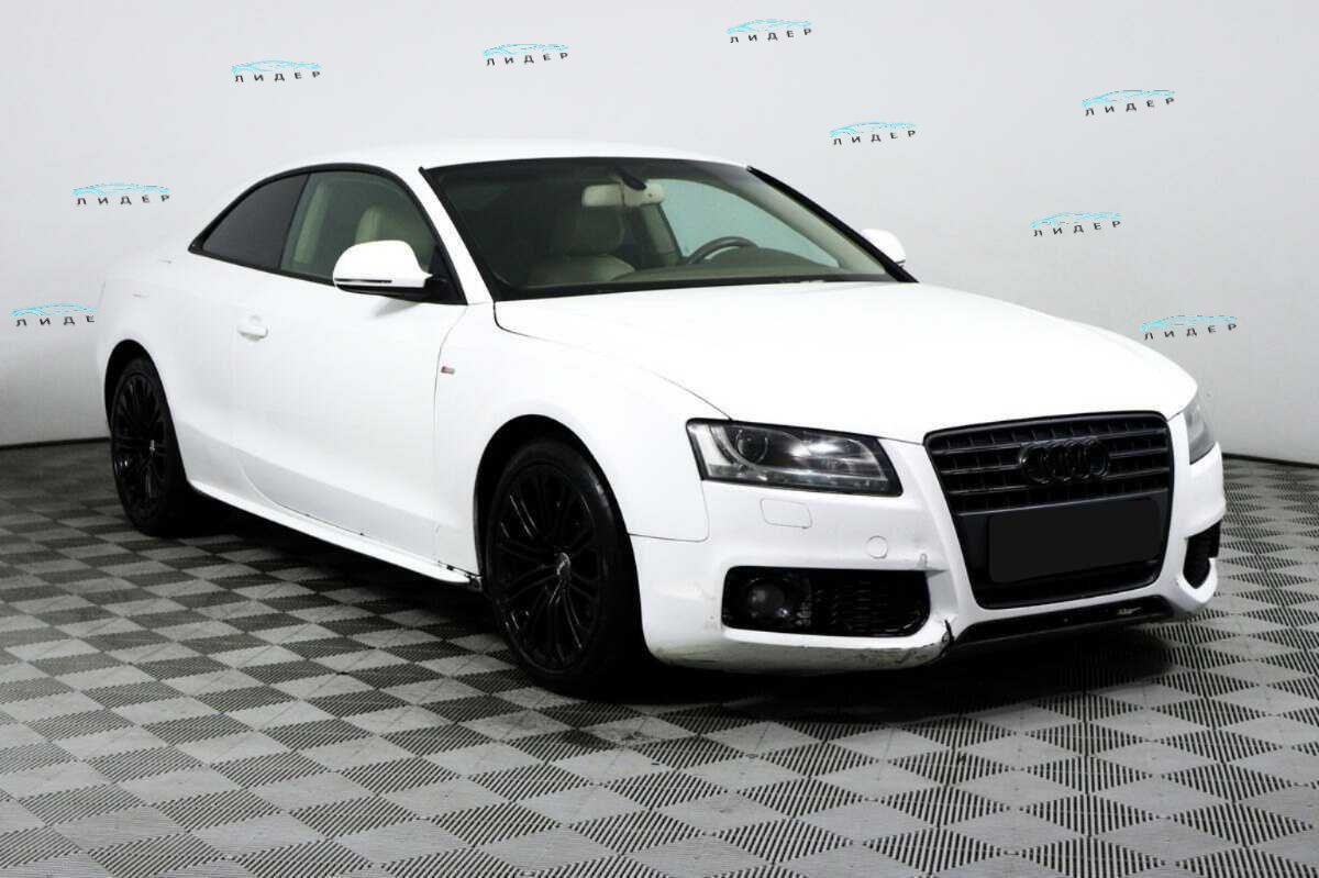 Б/У Ауди А5 2009 года. Фото: #2