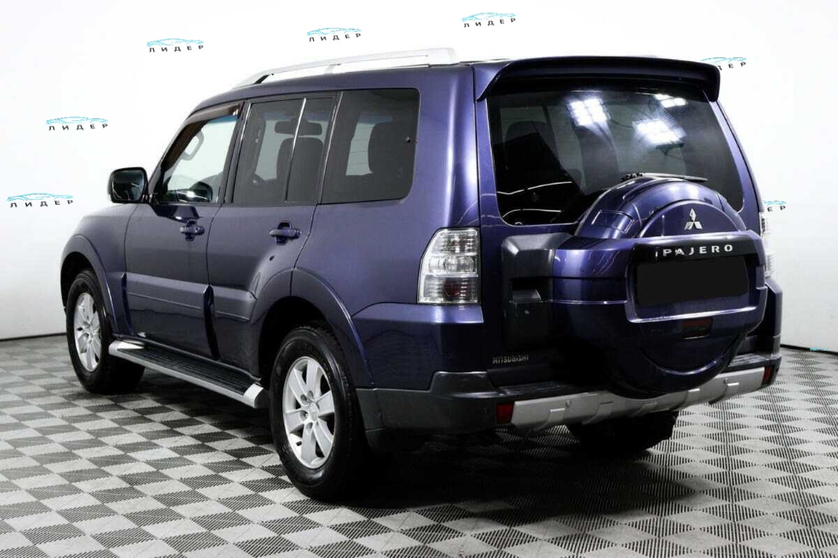 Б/У Митсубиши Паджеро 2007 года. Фото: #6