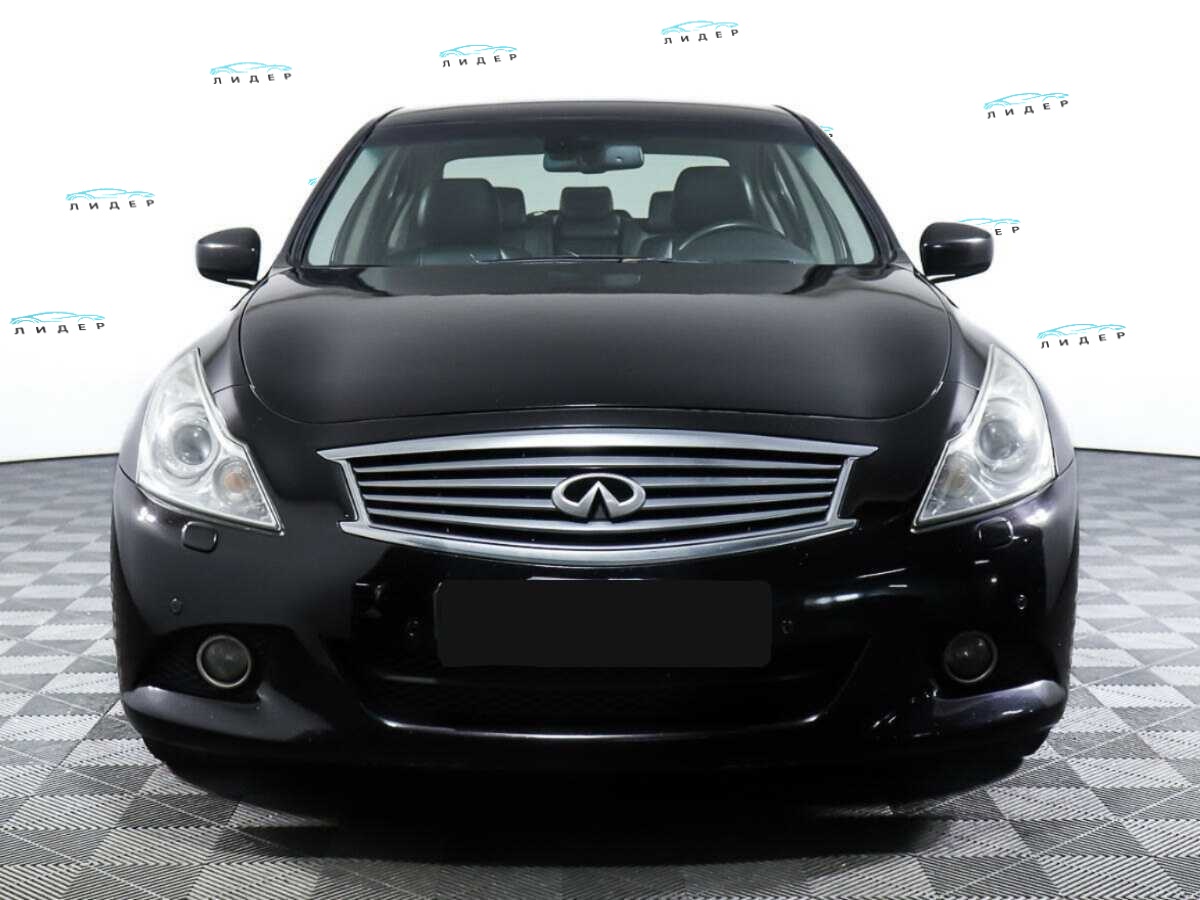 Б/У Инфинити Г 2011 года. Фото: #1