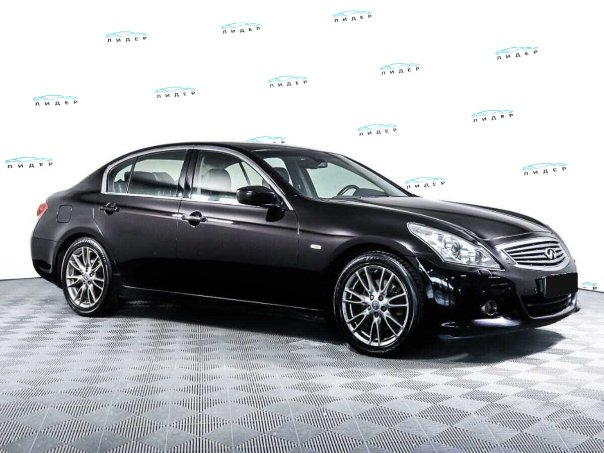 Б/У Инфинити Г 2011 года. Фото: #2