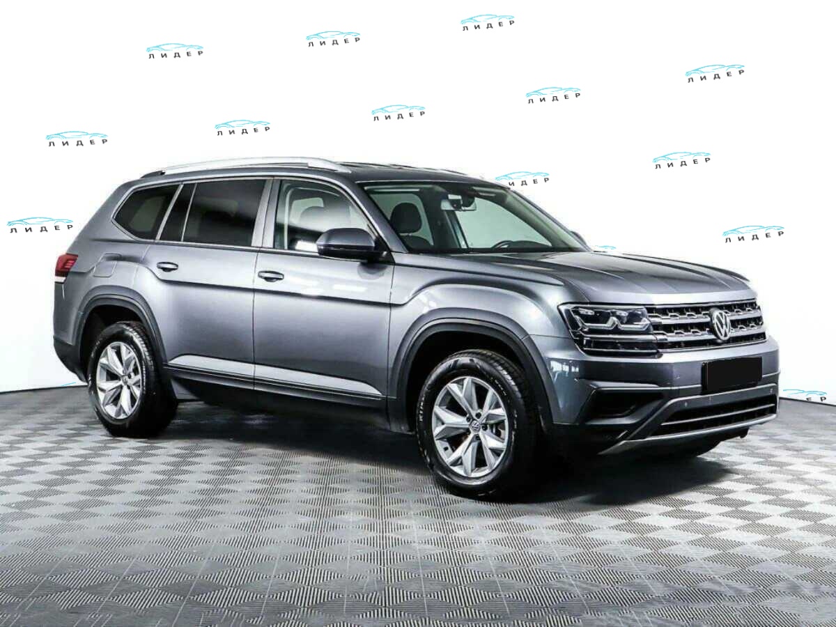 Б/У Фольксваген Терамонт 2019 года. Фото: #2