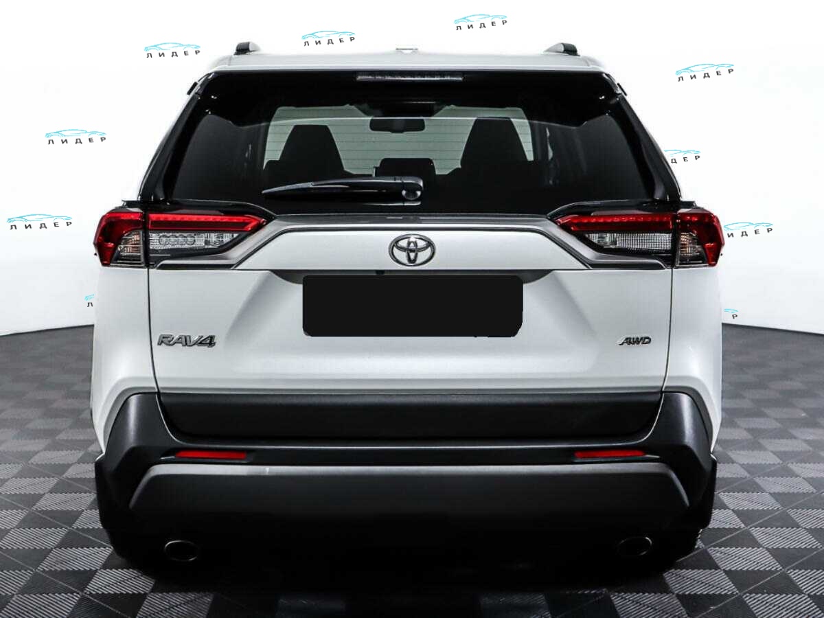 Б/У Тойота Рав4 2021 года. Фото: #5