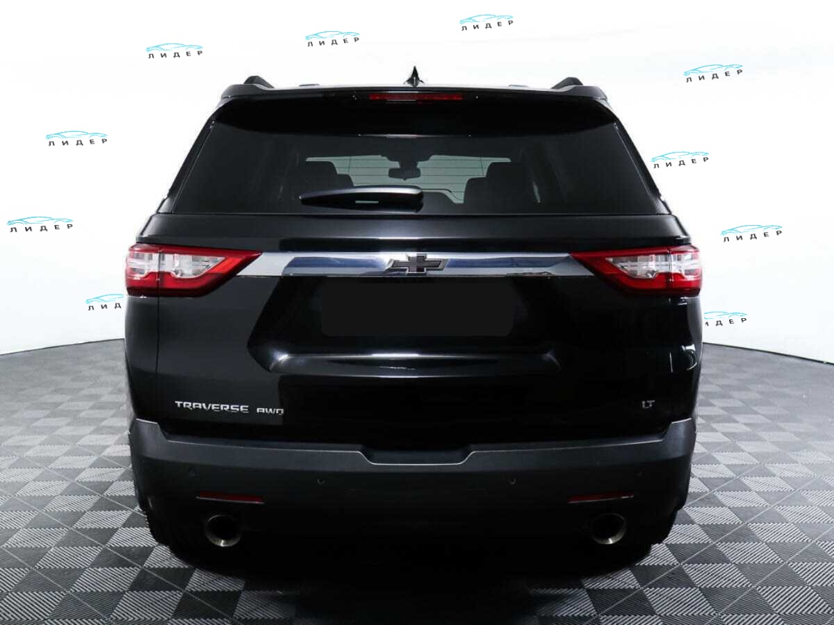 Б/У Шевроле Трэверс 2018 года. Фото: #5