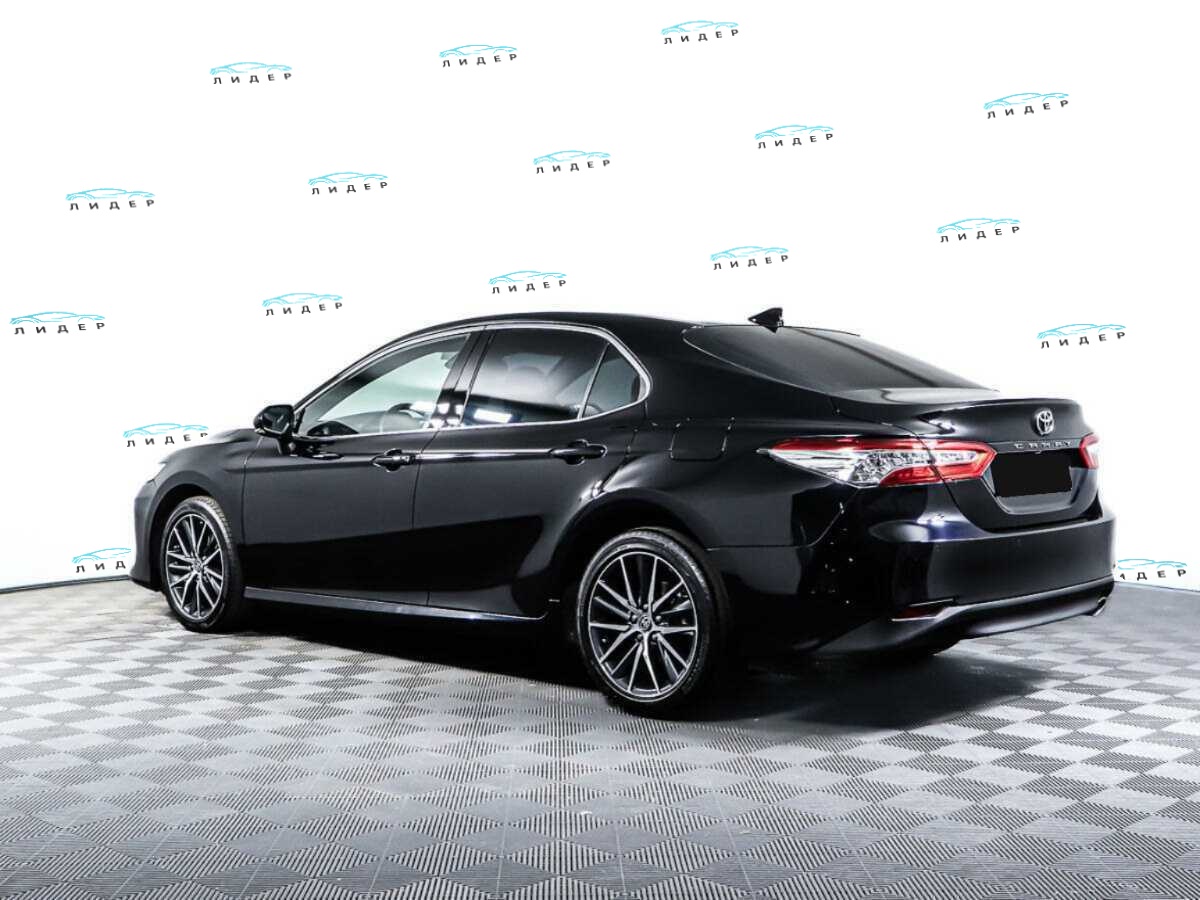 Б/У Тойота Камри 2021 года. Фото: #6
