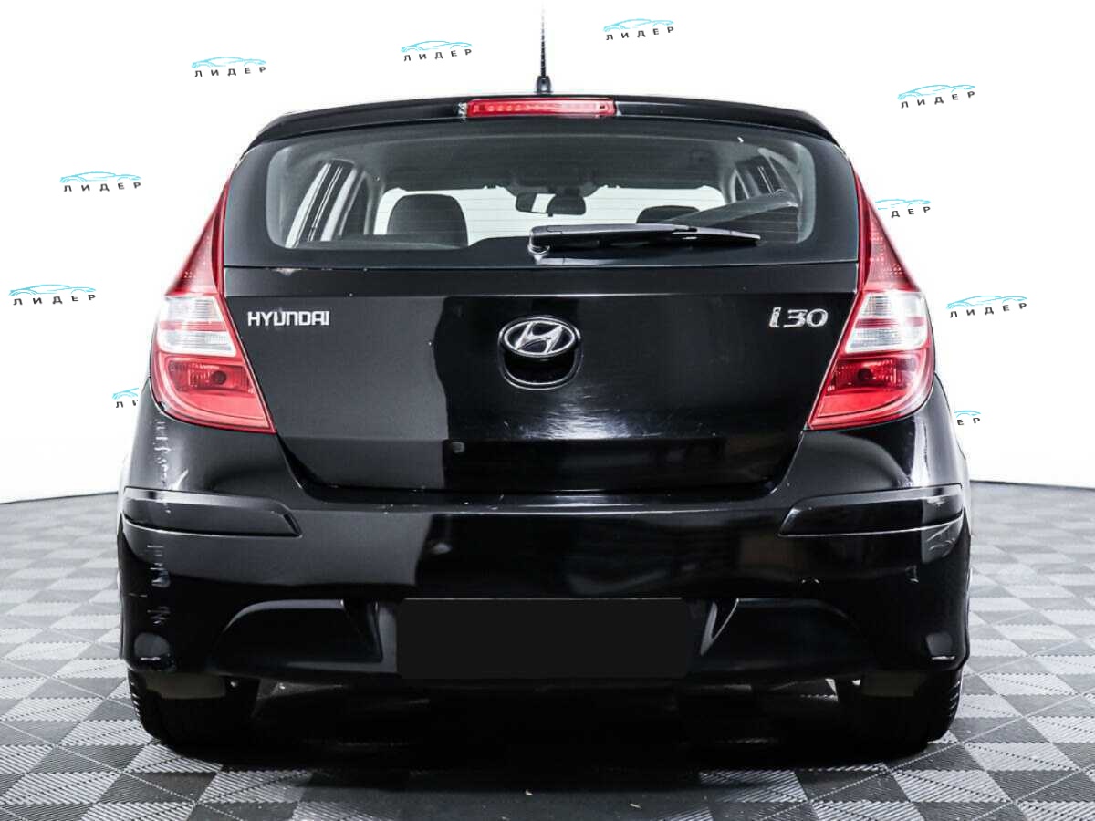 Б/У Хендай ай30 2011 года. Фото: #5