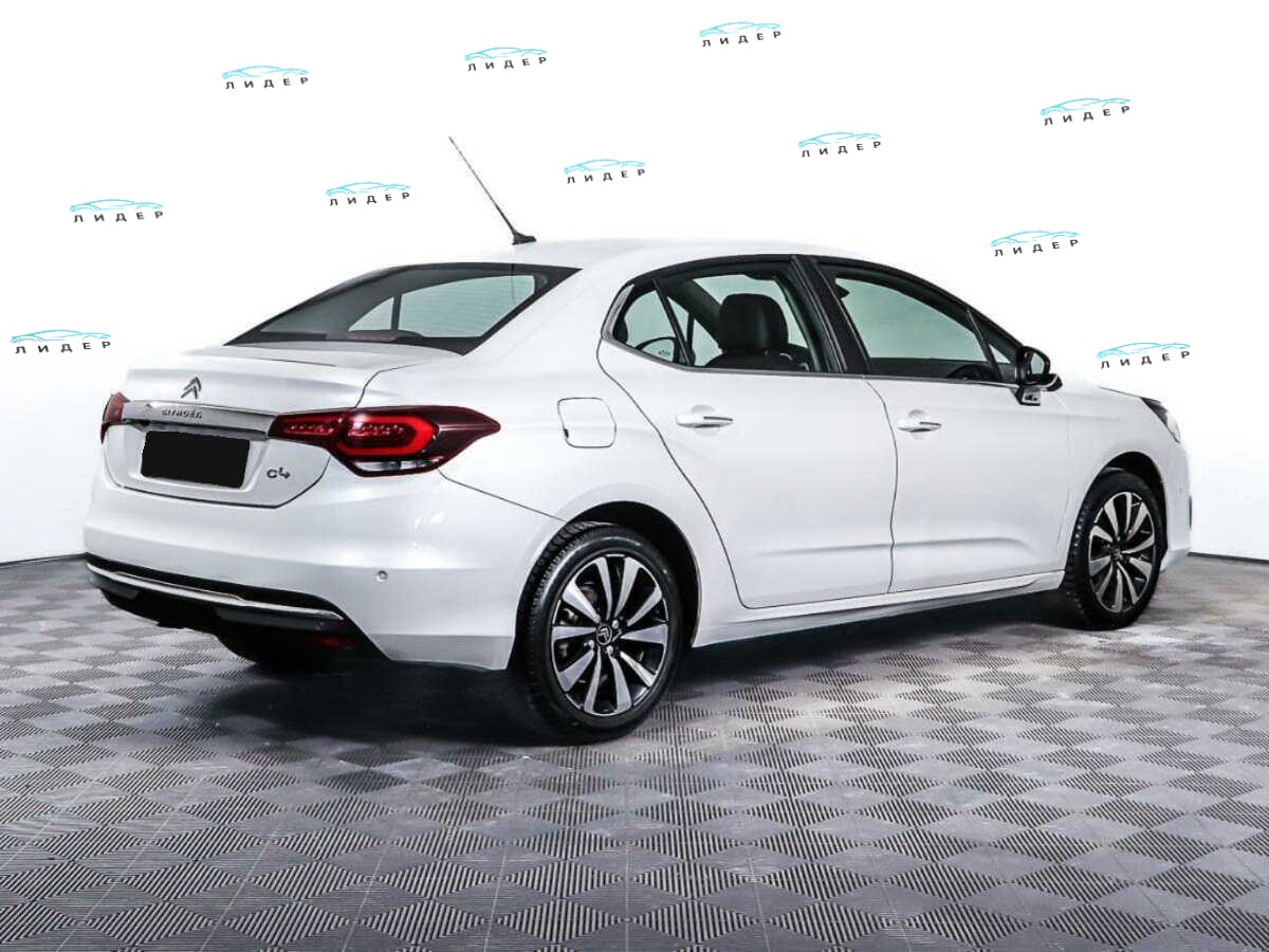 Б/У Ситроен Ц4 2017 года. Фото: #4