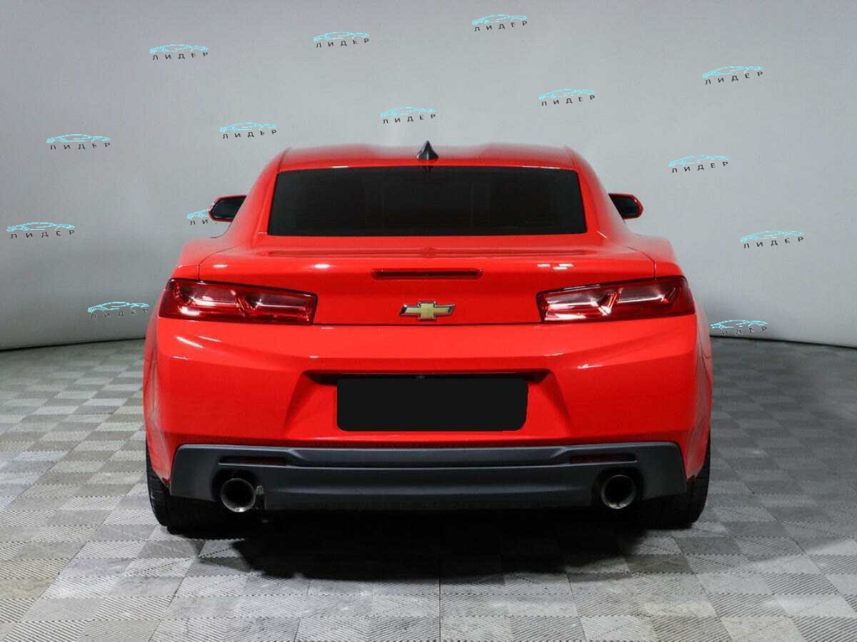 Б/У Шевроле Камаро 2016 года. Фото: #5