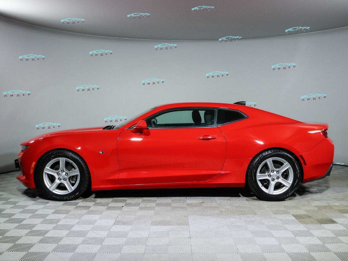 Б/У Шевроле Камаро 2016 года. Фото: #7