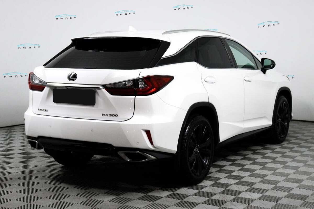 Б/У Лексус Р-Икс 2018 года. Фото: #4