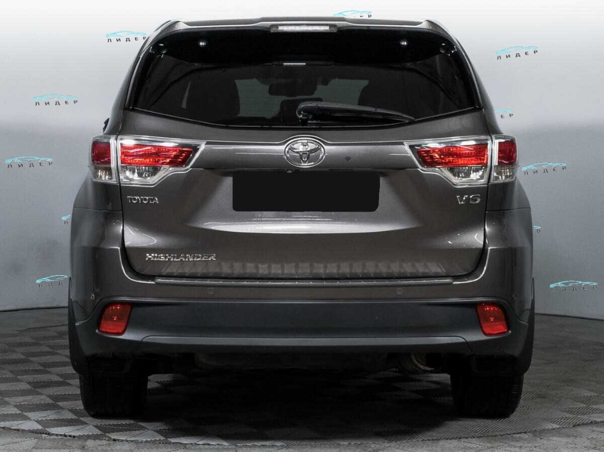 Б/У Тойота Хайлэндер 2013 года. Фото: #4