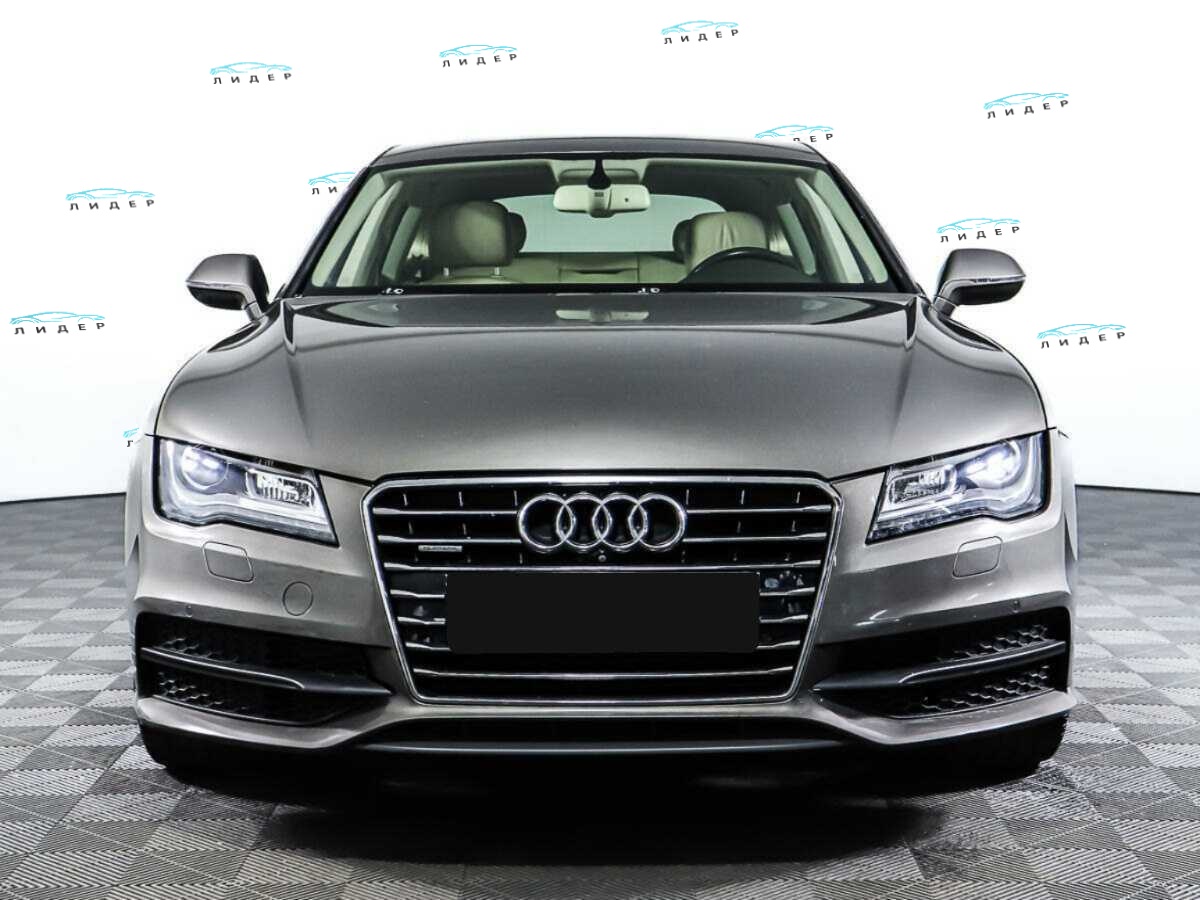 Б/У Ауди А7 2012 года. Фото: #1