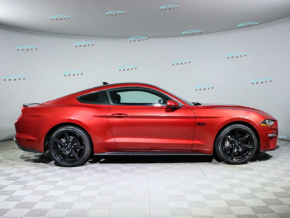 Б/У Форд Мустанг 2020 года. Фото: #3