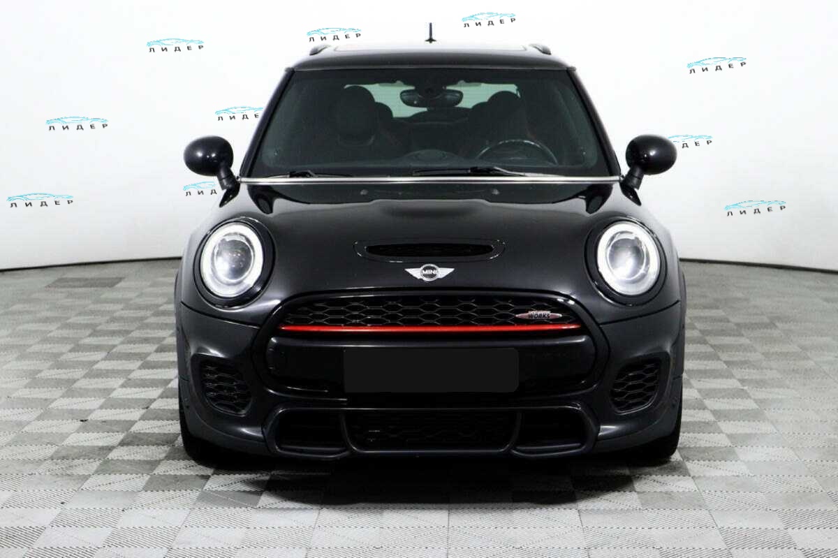 Б/У Мини Хэтч 2017 года. Фото: #1