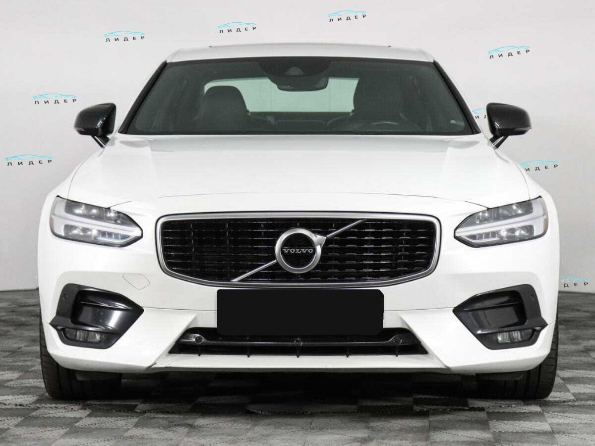 Б/У Вольво С90 2020 года. Фото: #1