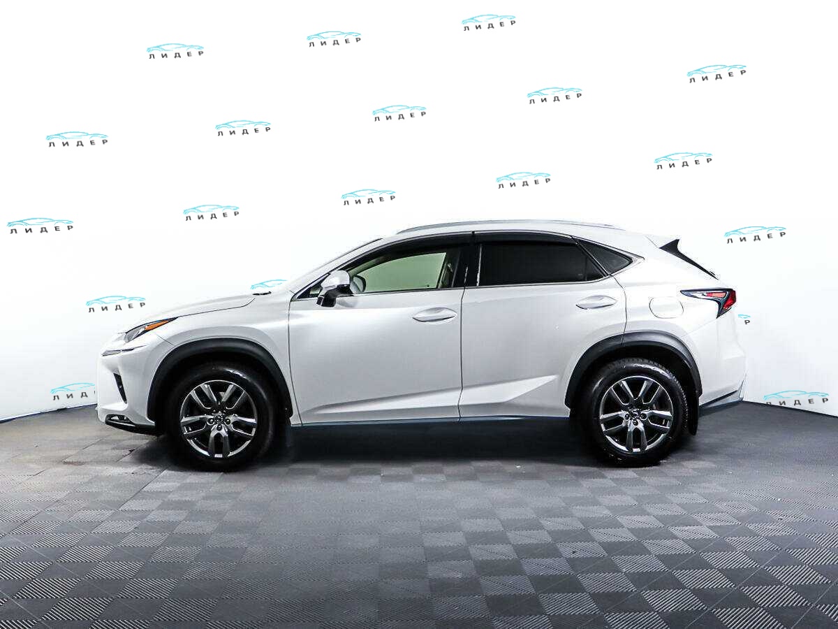 Б/У Лексус Н-Икс 2020 года. Фото: #7
