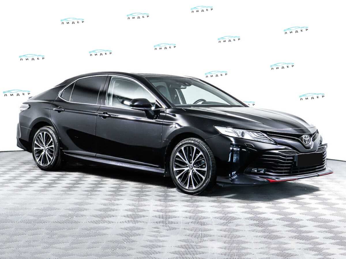Б/У Тойота Камри 2020 года. Фото: #2