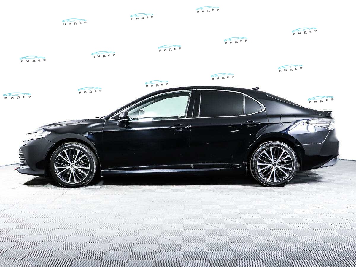 Б/У Тойота Камри 2020 года. Фото: #7