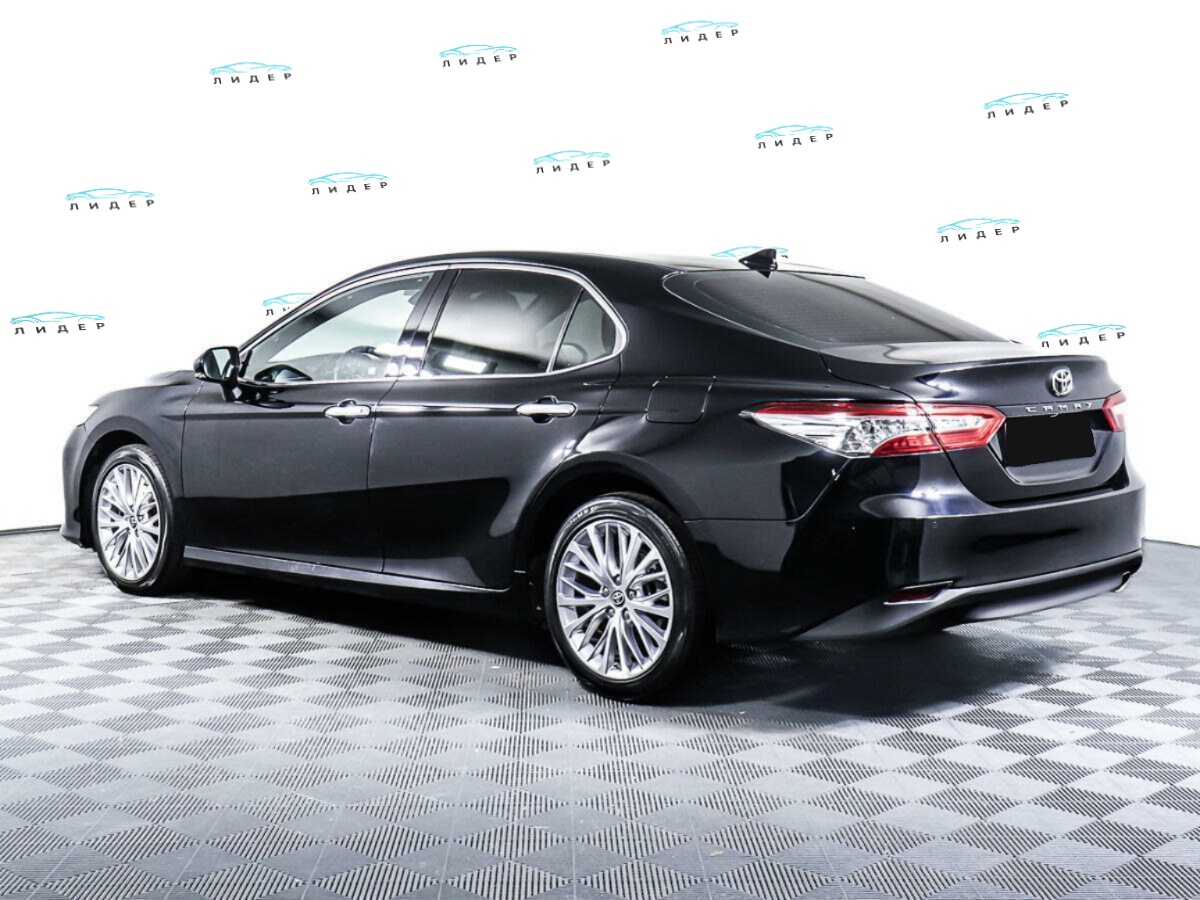 Б/У Тойота Камри 2021 года. Фото: #6