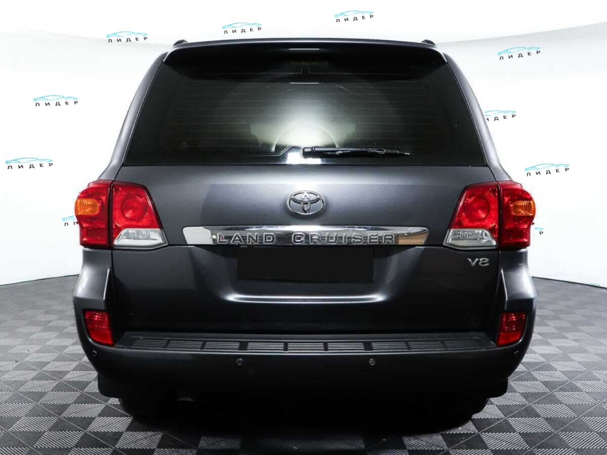 Б/У Тойота Лэнд Крузер 2012 года. Фото: #5