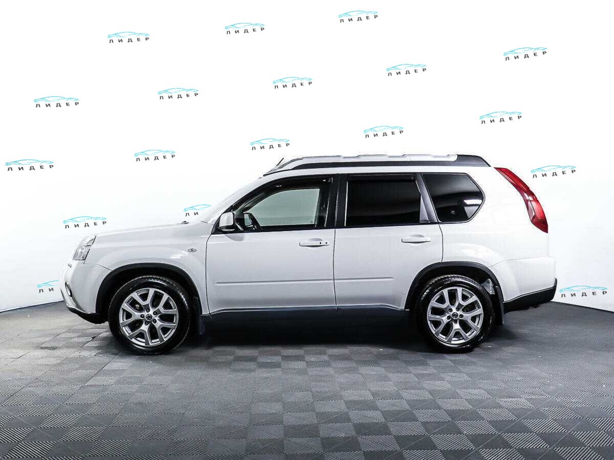 Б/У Ниссан Икс-Трейл 2011 года. Фото: #7