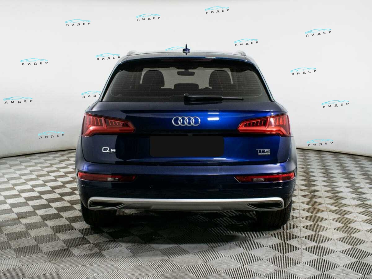 Б/У Ауди К5 2017 года. Фото: #4