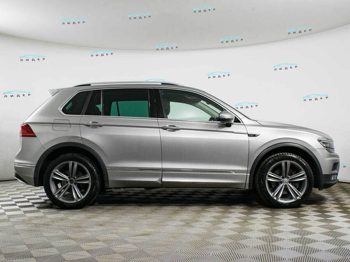 Б/У Фольксваген Тигуан 2018 года. Фото: #3