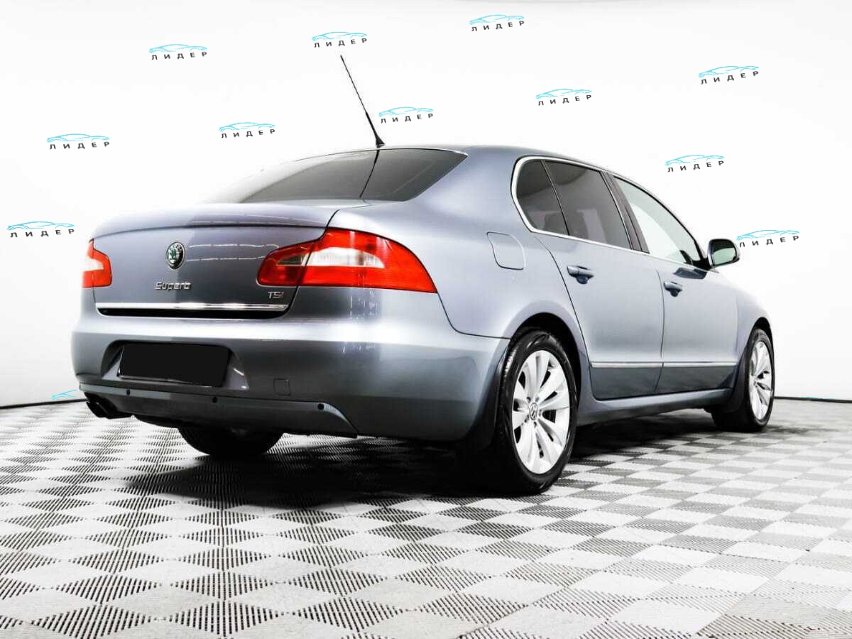 Б/У Шкода Суперб 2008 года. Фото: #4