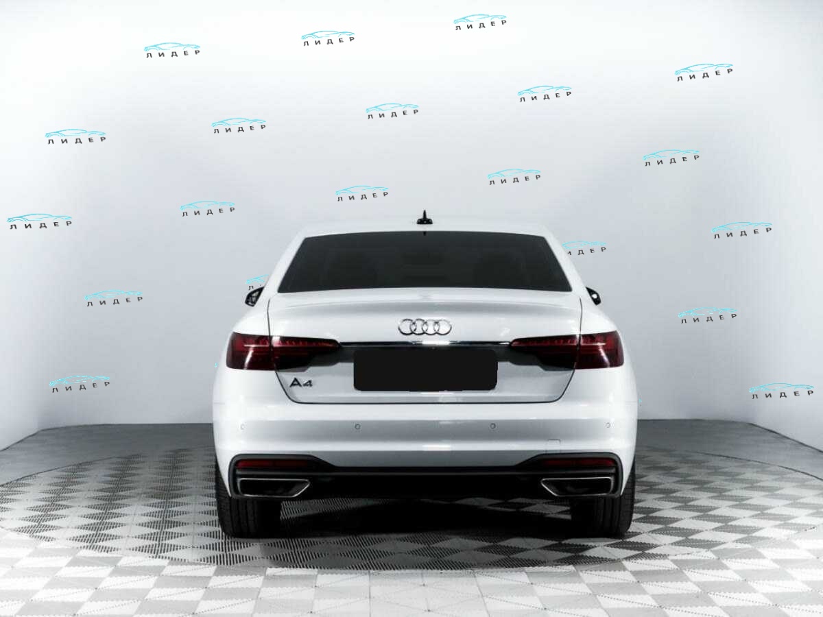 Б/У Ауди А4 2021 года. Фото: #5
