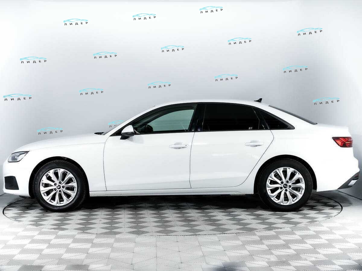 Б/У Ауди А4 2021 года. Фото: #7