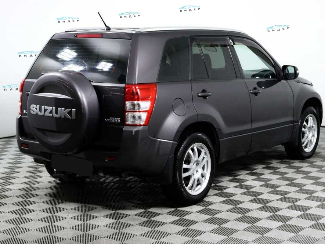 Б/У Сузуки Гранд Витара 2011 года. Фото: #4