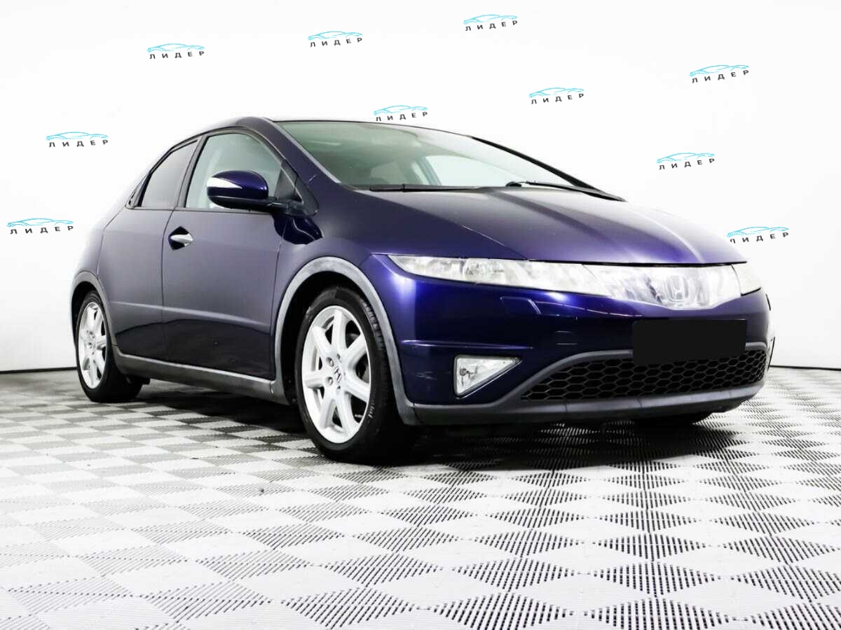 Б/У Хонда Цивик 2008 года. Фото: #2