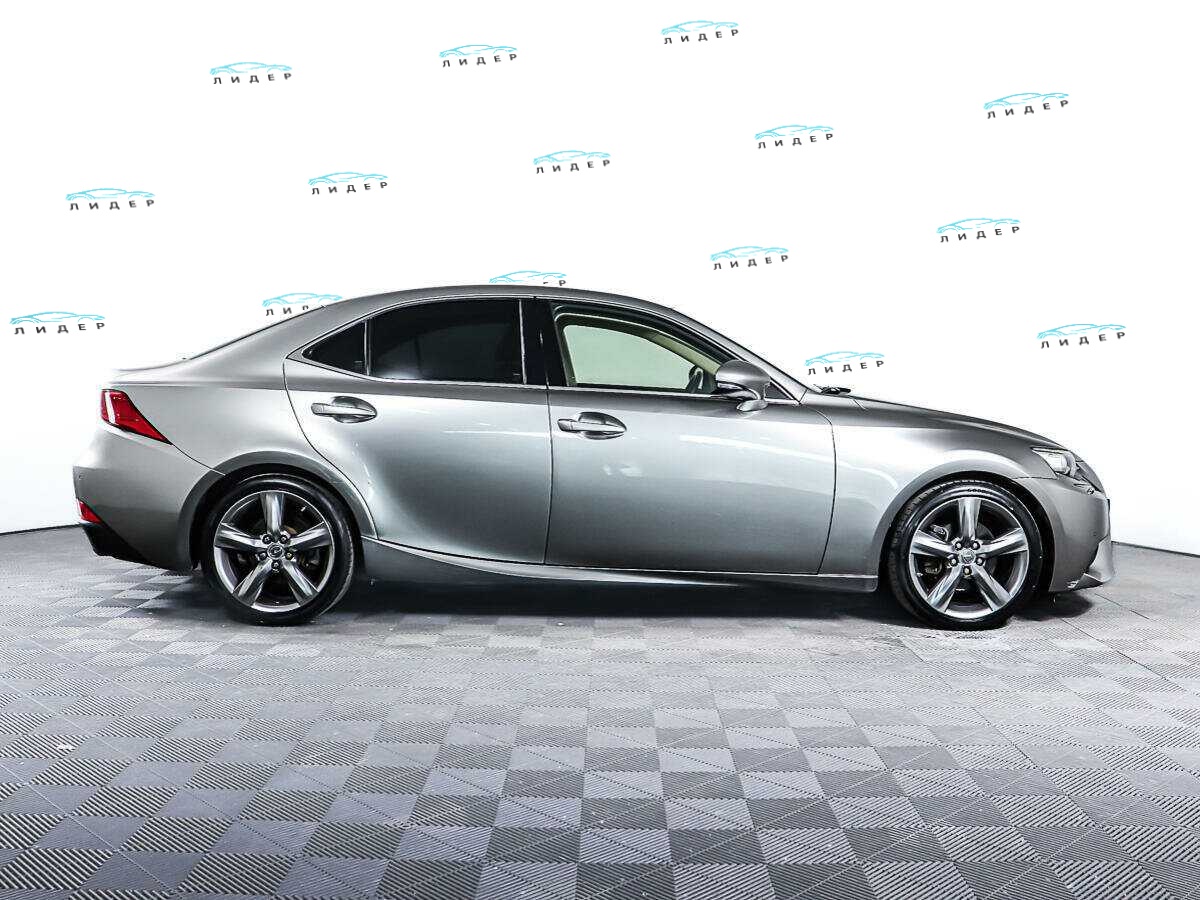 Б/У Лексус ИС 2013 года. Фото: #3