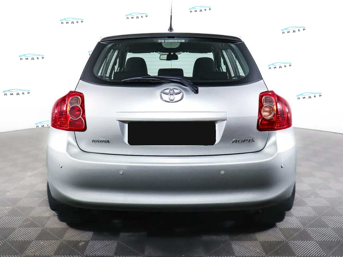 Б/У Тойота Аурис 2007 года. Фото: #5