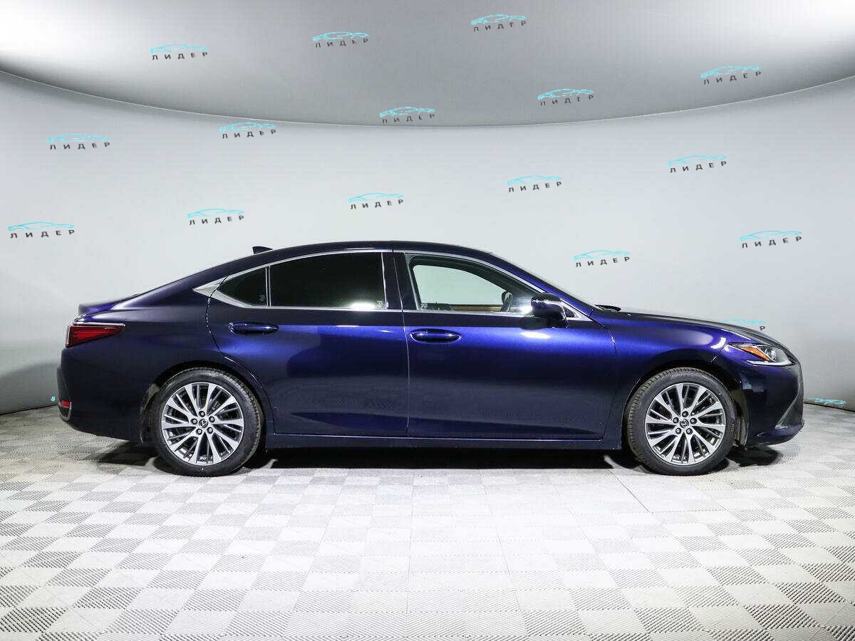 Б/У Лексус ЕС 2018 года. Фото: #3
