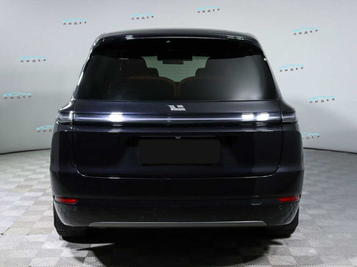 Б/У ЛиСян Л9 2023 года. Фото: #3