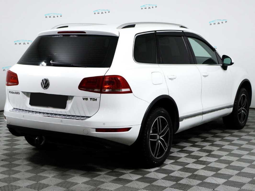 Б/У Фольксваген Туарег 2012 года. Фото: #4