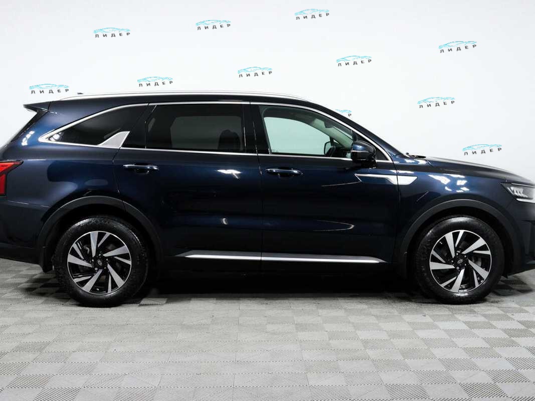 Б/У Киа Соренто 2020 года. Фото: #3