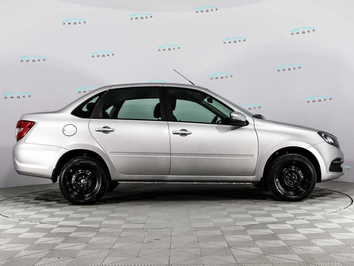 Б/У Лада (ВАЗ) Гранта 2023 года. Фото: #3