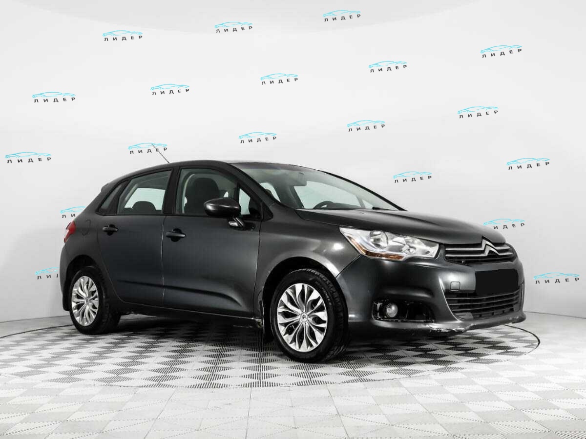 Б/У Ситроен Ц4 2012 года. Фото: #2