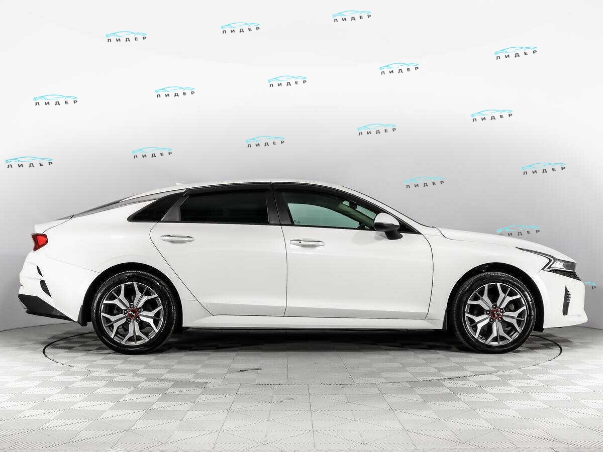 Б/У Киа К5 2021 года. Фото: #3