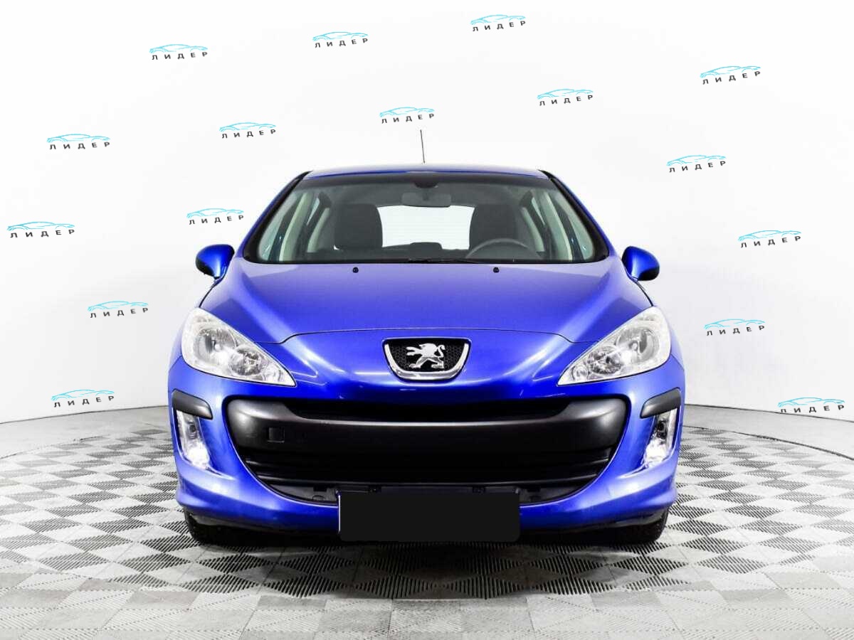 Б/У Пежо 308 2010 года. Фото: #1