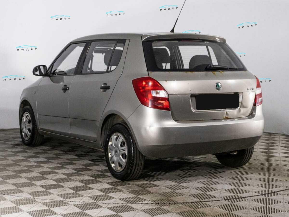 Б/У Шкода Фабия 2009 года. Фото: #6