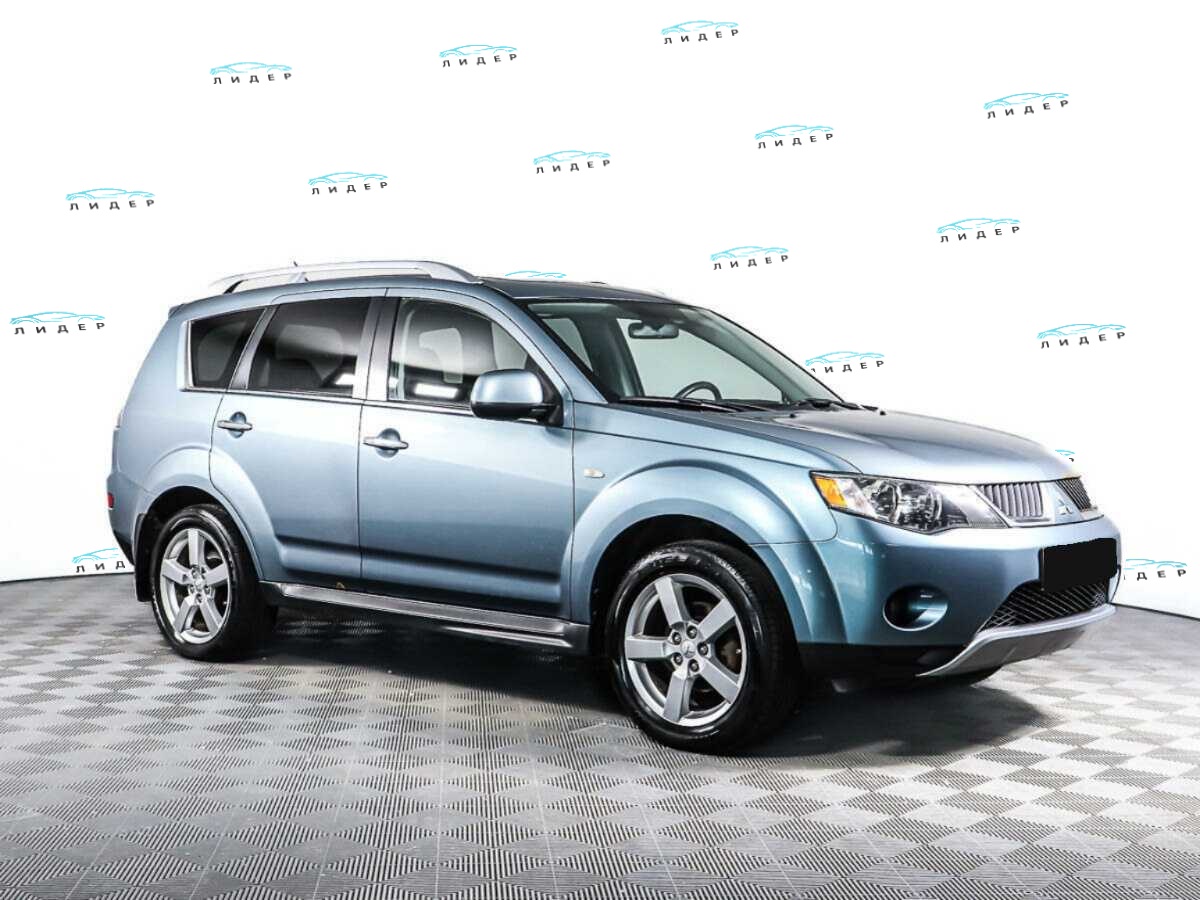 Б/У Митсубиши Оутлэндер 2008 года. Фото: #2