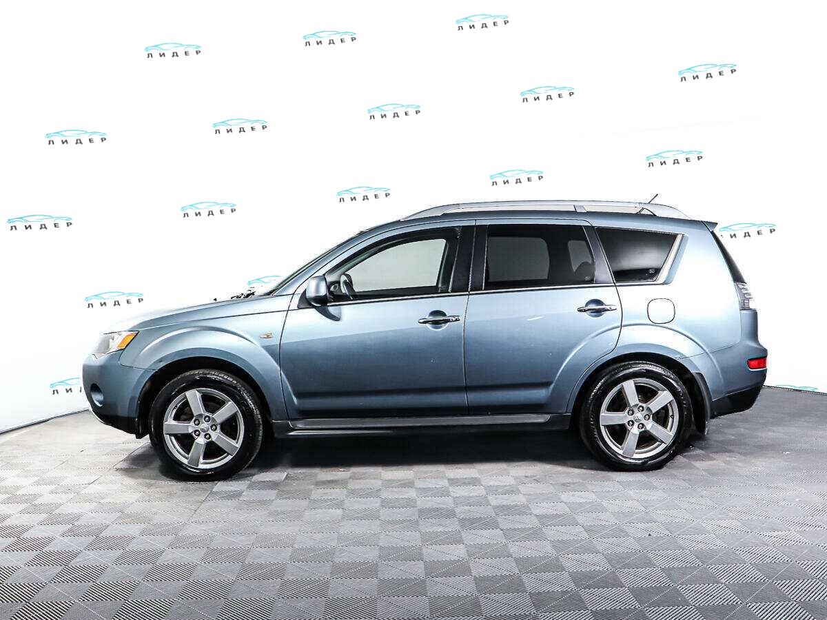 Б/У Митсубиши Оутлэндер 2008 года. Фото: #7