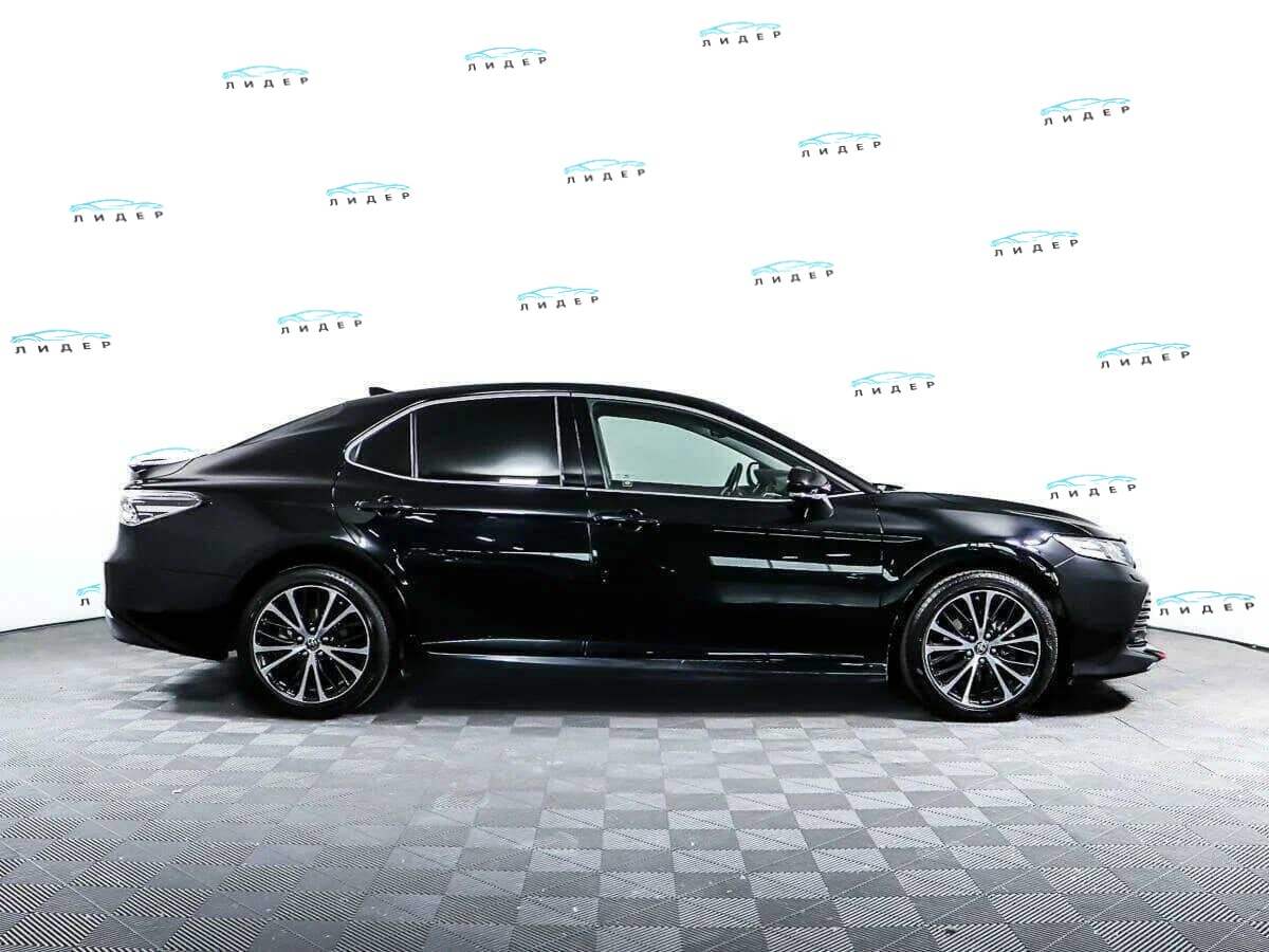 Б/У Тойота Камри 2020 года. Фото: #3